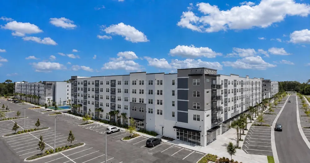 5563 MILLENIA PARK BOULEVARD #214 Orlando, FL 32839
