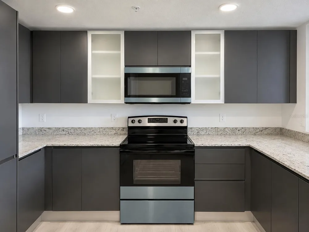 5563 MILLENIA PARK BOULEVARD #214 Orlando, FL 32839
