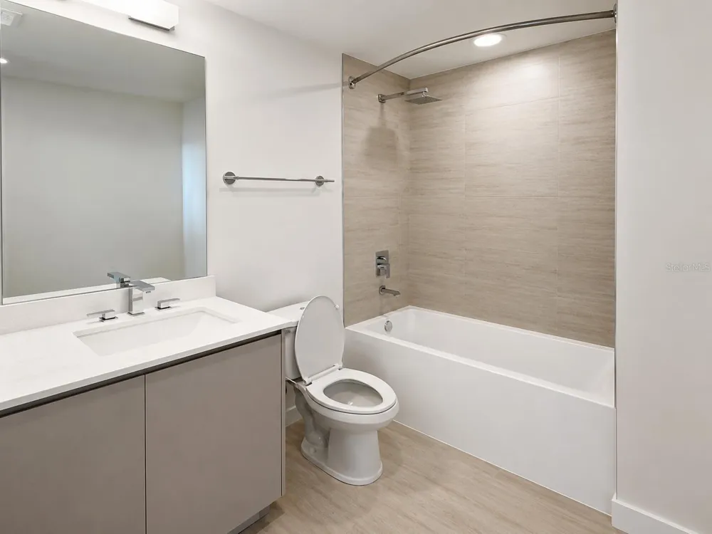 5563 MILLENIA PARK BOULEVARD #214 Orlando, FL 32839