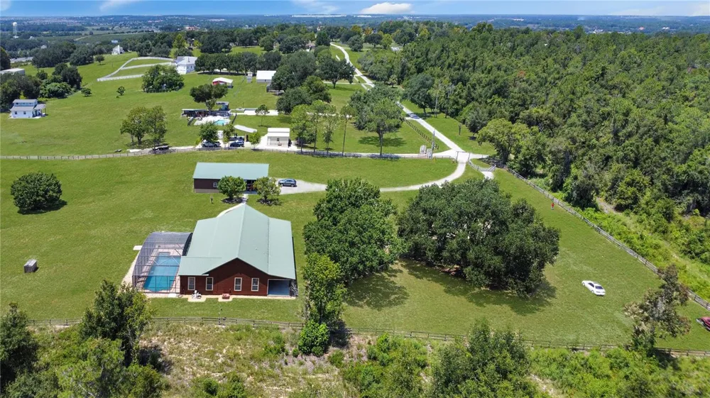 12150 SKYVIEW LANE Clermont, FL 34715