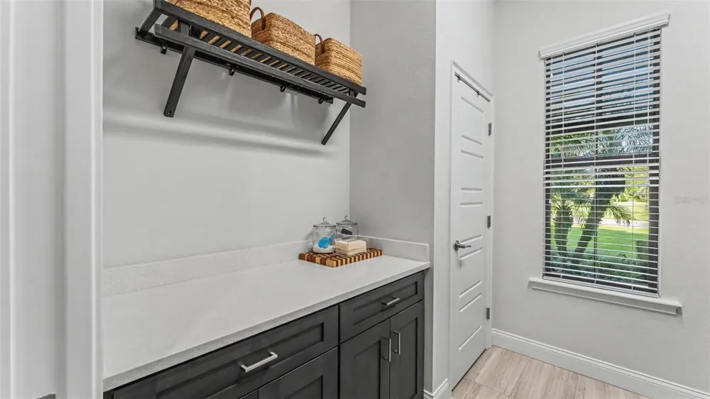 2476 DELPHI CIRCLE Lakeland, FL 33812