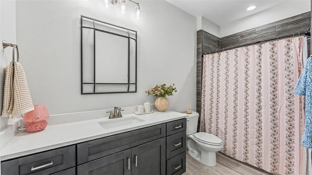 2476 DELPHI CIRCLE Lakeland, FL 33812