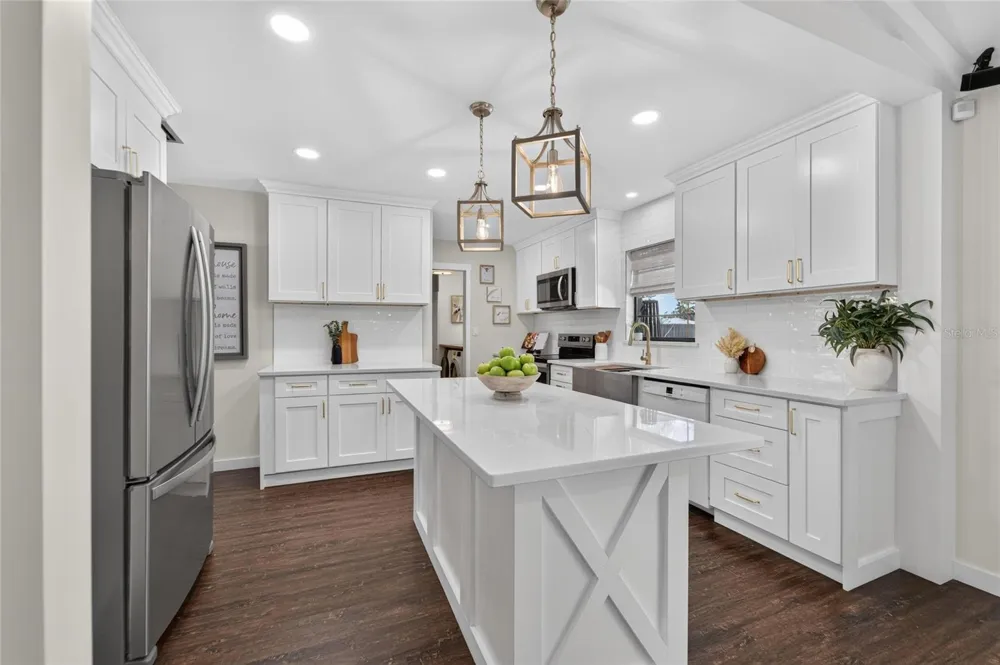 720 GREEN COVE DRIVE Brandon, FL 33510