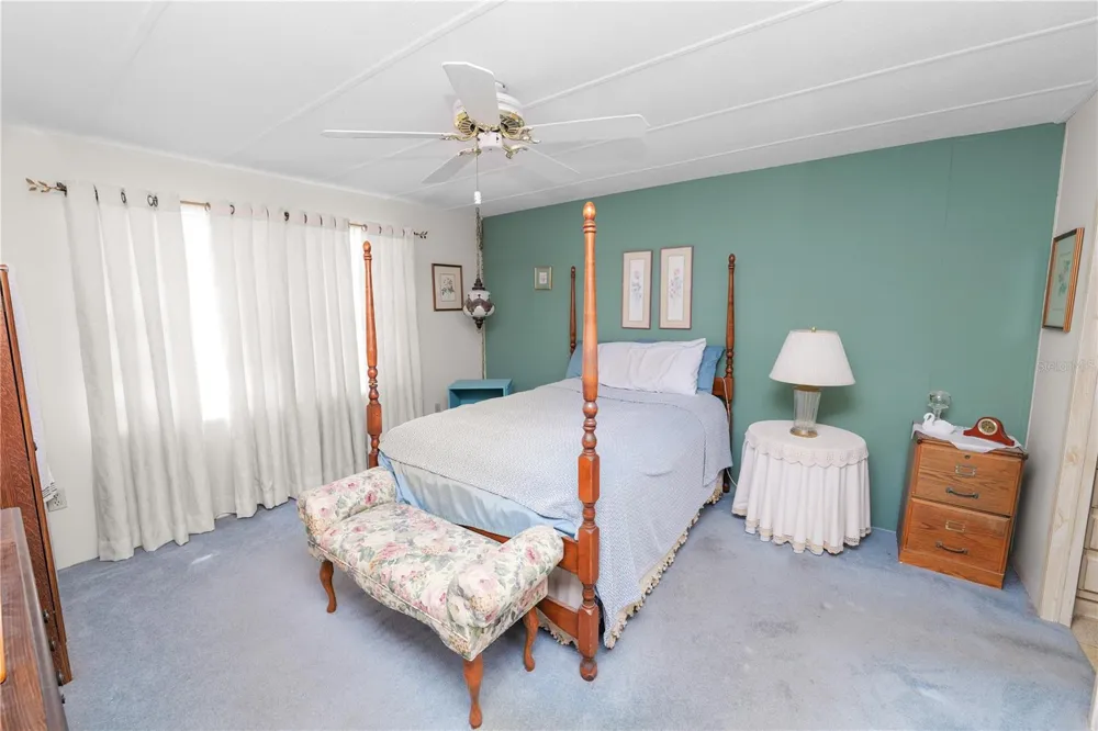 1008 ELIZABETH LANE Lakeland, FL 33809