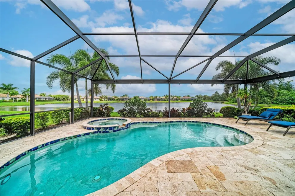 7123 MARSH VIEW TERRACE Bradenton, FL 34212