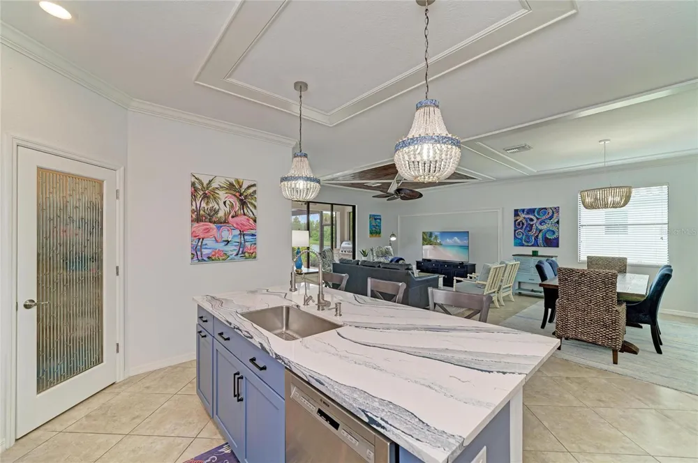 7123 MARSH VIEW TERRACE Bradenton, FL 34212