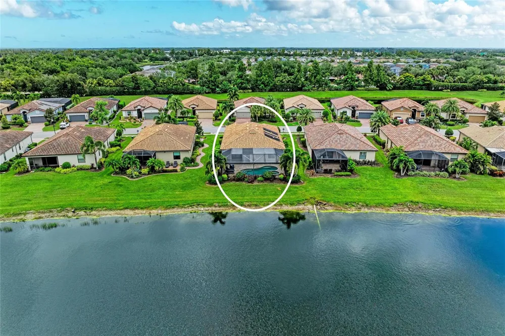 7123 MARSH VIEW TERRACE Bradenton, FL 34212