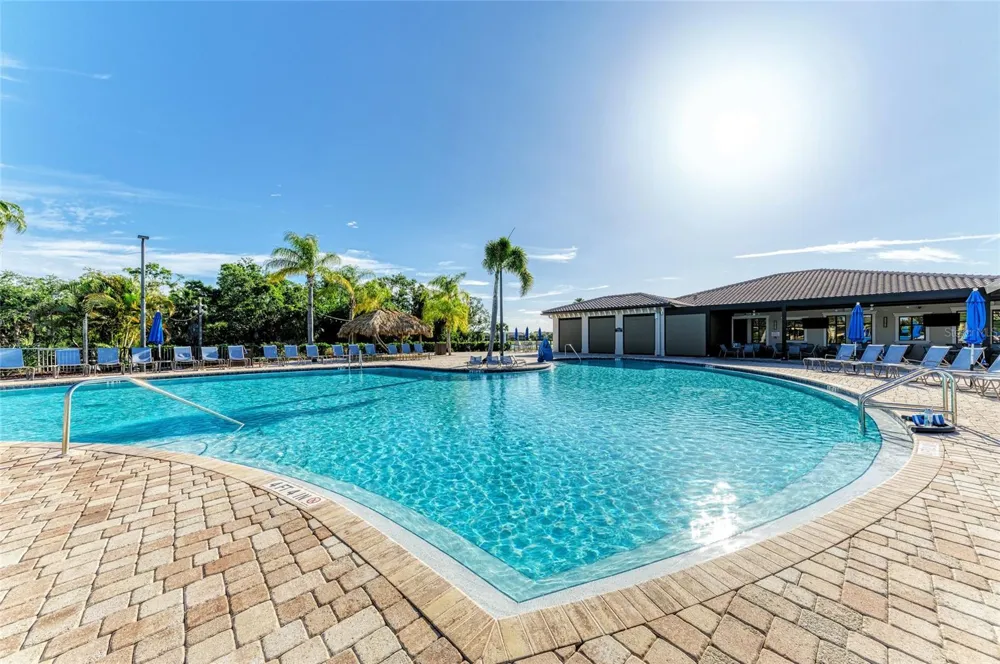 7123 MARSH VIEW TERRACE Bradenton, FL 34212