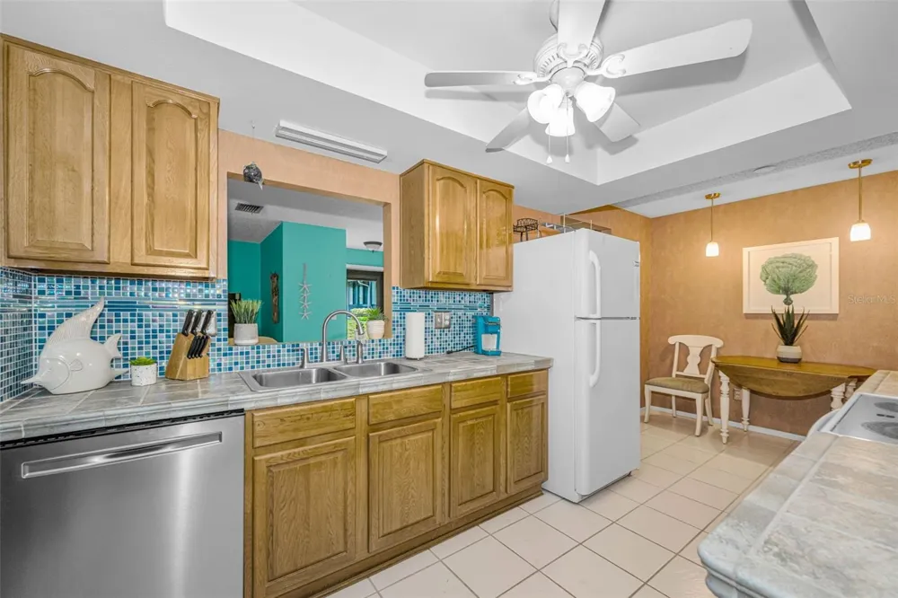 1251 SUTHERLAND COURT Dunedin, FL 34698