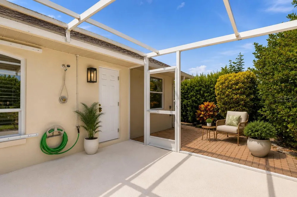 35 BUNKER CIRCLE Rotonda West, FL 33947