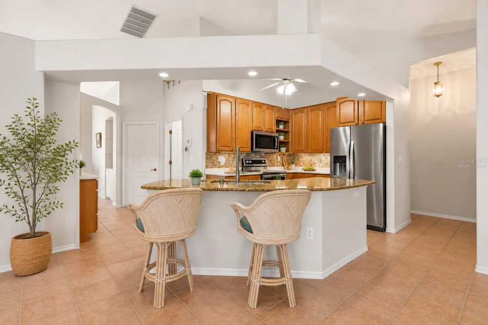 35 BUNKER CIRCLE Rotonda West, FL 33947