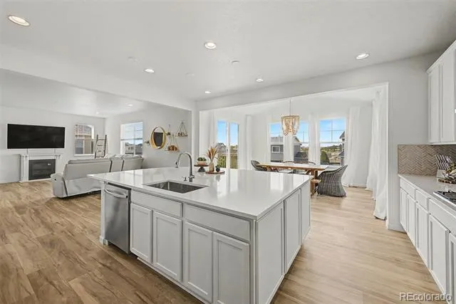 3845 Eaton Park Street Aurora, CO 80019