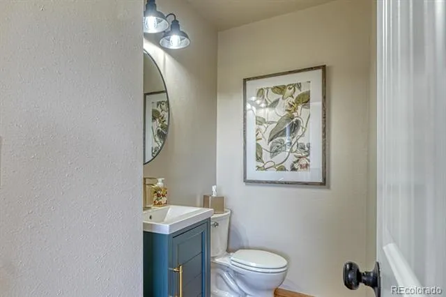 895 Acorn Rd Cotopaxi, CO 81223