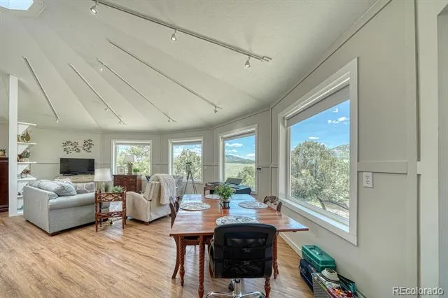 895 Acorn Rd Cotopaxi, CO 81223