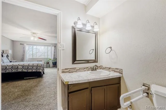 595 S Alton Way #10C Denver, CO 80247