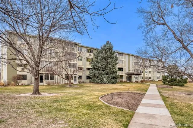 595 S Alton Way #10C Denver, CO 80247