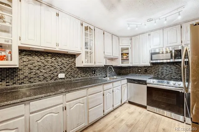 595 S Alton Way #10C Denver, CO 80247