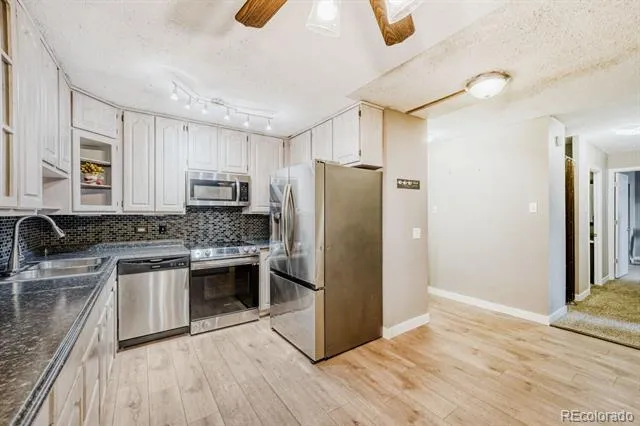595 S Alton Way #10C Denver, CO 80247