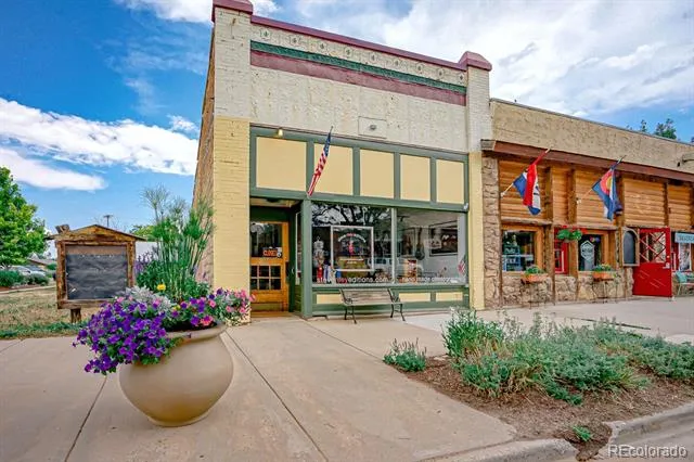 203 S Main Street La Veta, CO 81055