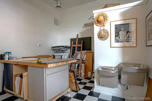 203 S Main Street La Veta, CO 81055