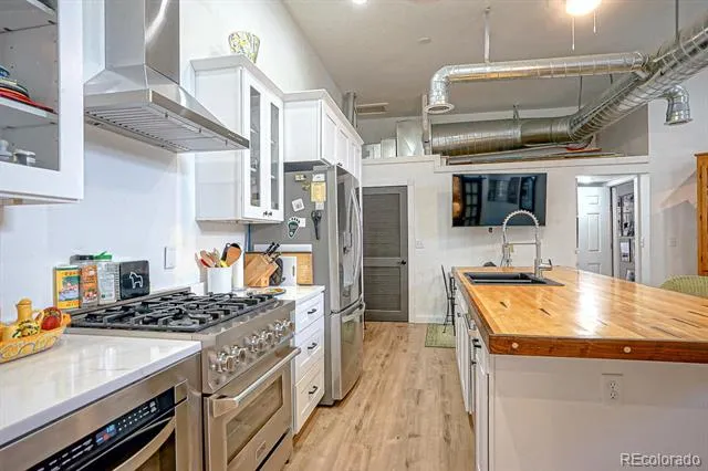 203 S Main Street La Veta, CO 81055