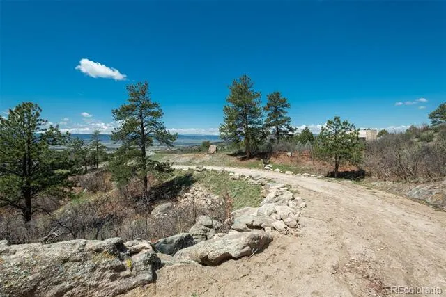 910 Equinox Drive Castle Rock, CO 80108