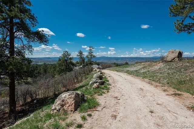 910 Equinox Drive Castle Rock, CO 80108