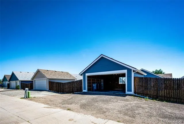 2703 Rose Hill Street Strasburg, CO 80136