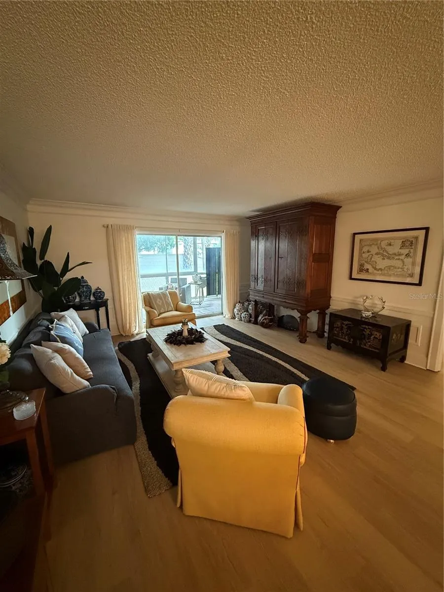 131 BLUFF VIEW DRIVE #104 Belleair Bluffs, FL 33770