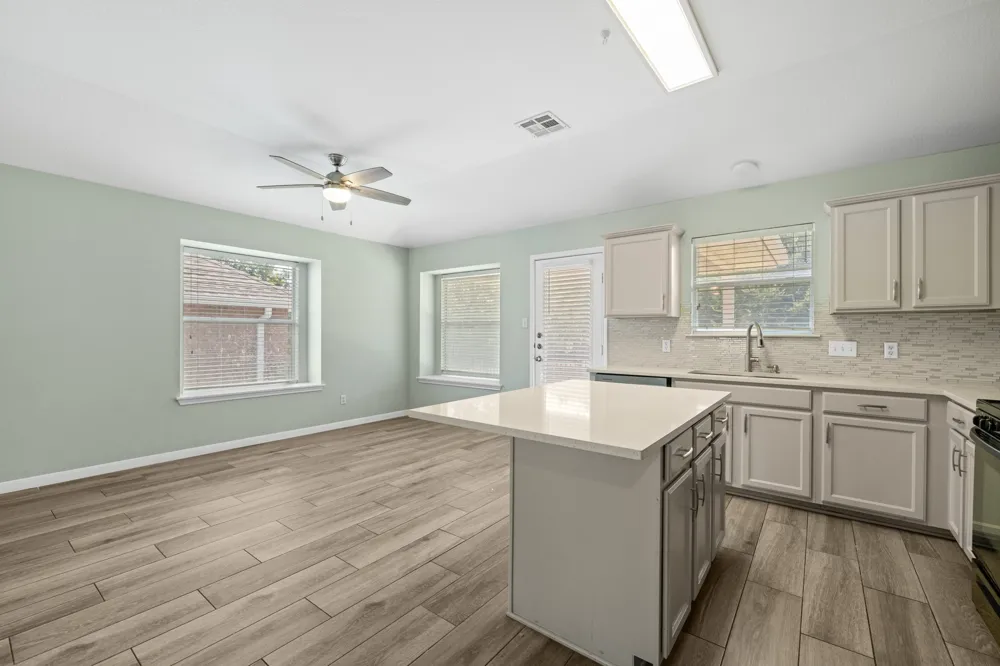 3233 Winding River Trail Round Rock, TX 78681