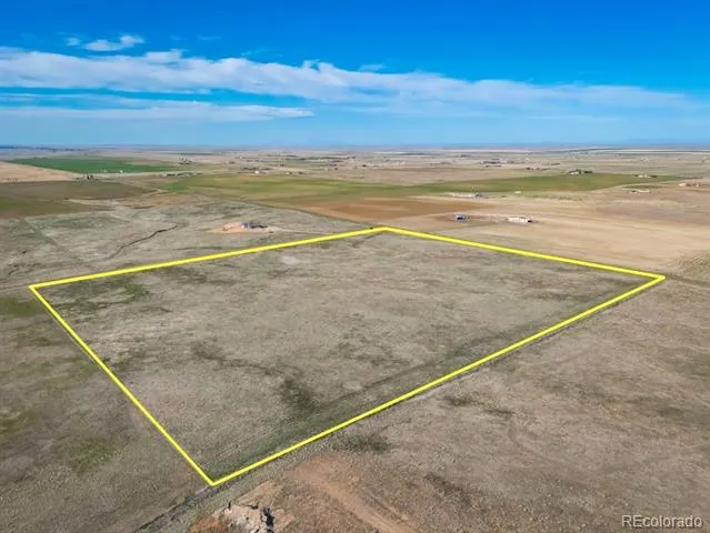 58701 E Lake Place Strasburg, CO 80136