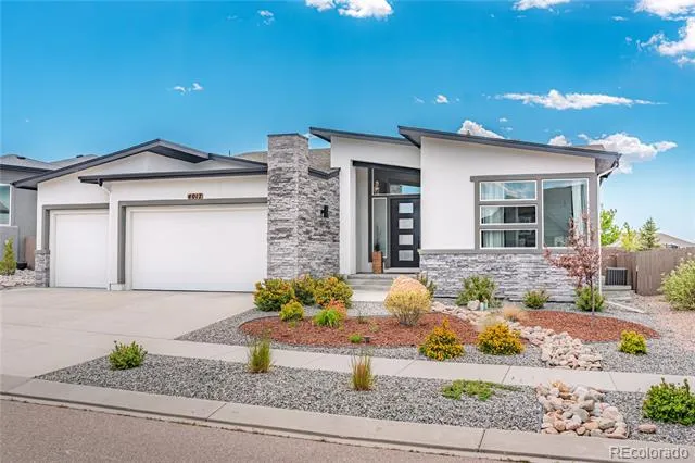 4017 Notch Trail Colorado Springs, CO 80924