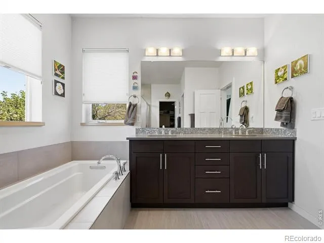 340 McConnell Drive Lyons, CO 80540