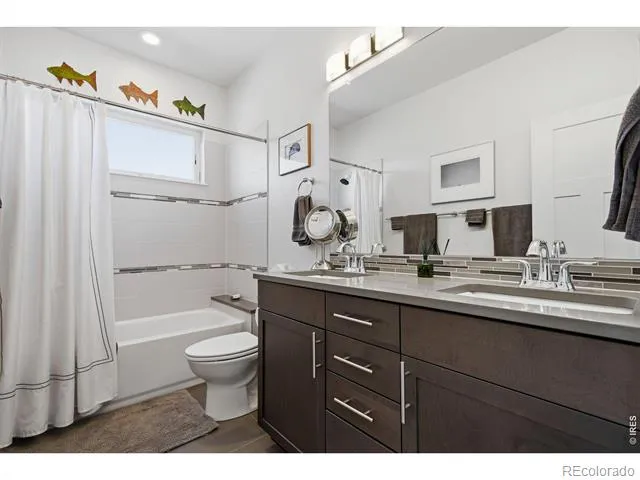340 McConnell Drive Lyons, CO 80540