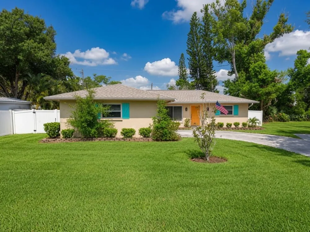 5864 MARIGOLD ROAD Venice, FL 34293
