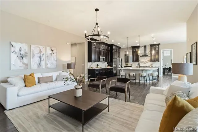 7878 S Valleyhead Way Aurora, CO 80016