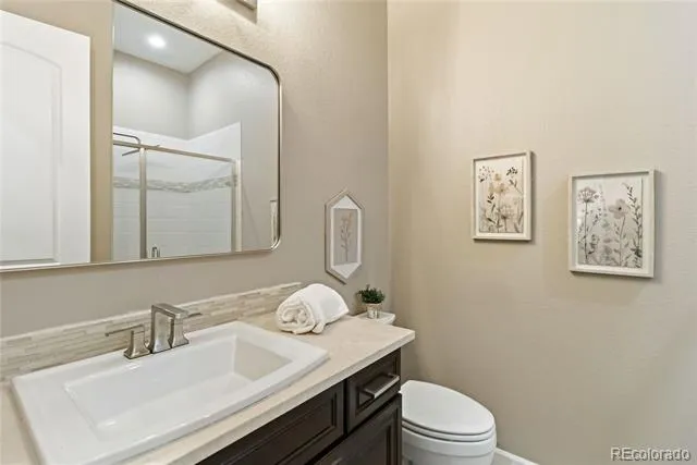 7878 S Valleyhead Way Aurora, CO 80016