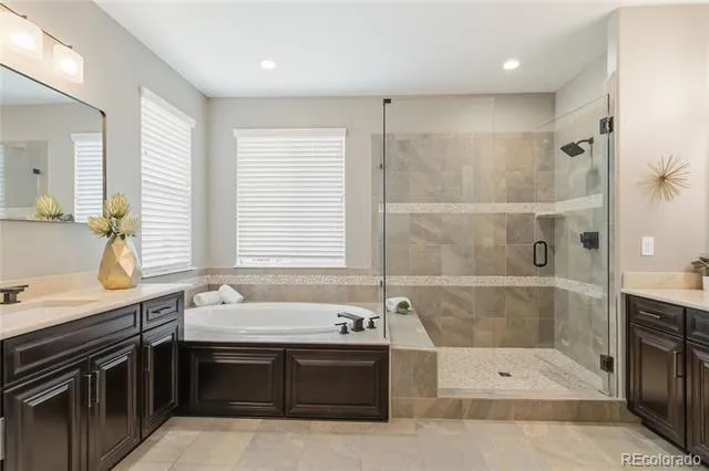 7878 S Valleyhead Way Aurora, CO 80016