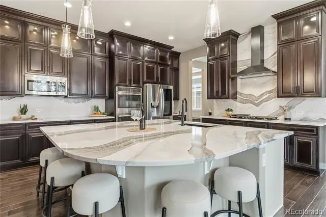 7878 S Valleyhead Way Aurora, CO 80016