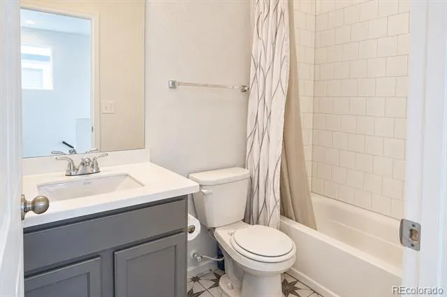 24245 E 41st Avenue Aurora, CO 80019