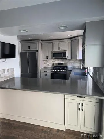 1050 S Monaco Parkway #25 Denver, CO 80224