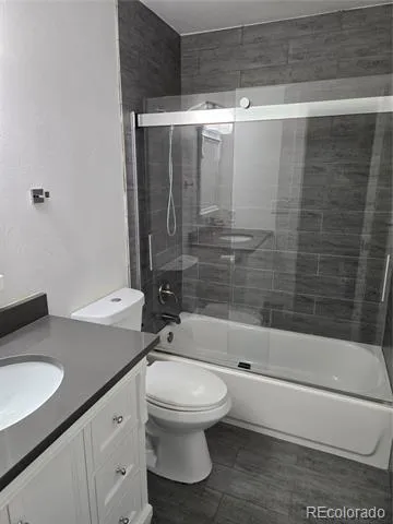 1050 S Monaco Parkway #25 Denver, CO 80224