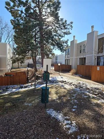1050 S Monaco Parkway #25 Denver, CO 80224