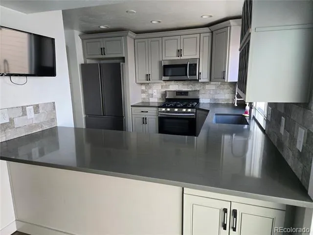 1050 S Monaco Parkway #25 Denver, CO 80224