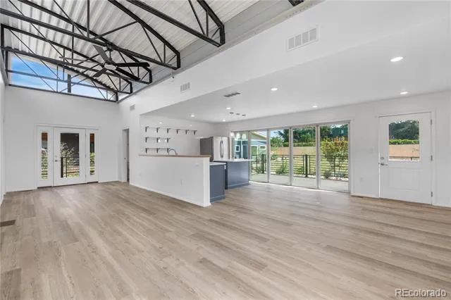 1957 Blackhawk Street Aurora, CO 80011