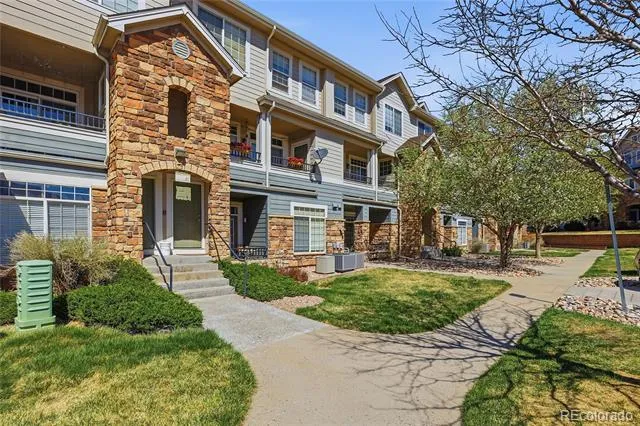 488 Black Feather Loop #219 Castle Rock, CO 80104