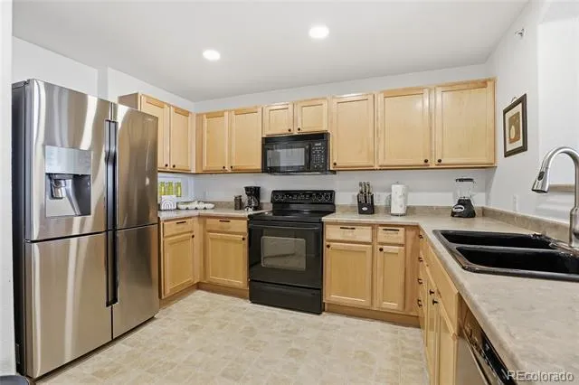 488 Black Feather Loop #219 Castle Rock, CO 80104