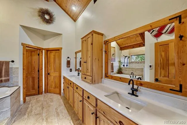 10 Bozeman Trail Elizabeth, CO 80107