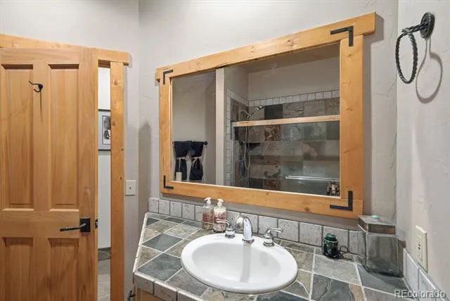 10 Bozeman Trail Elizabeth, CO 80107