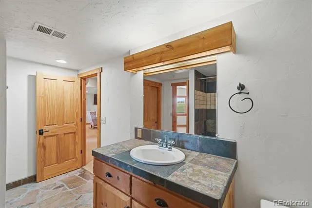 10 Bozeman Trail Elizabeth, CO 80107